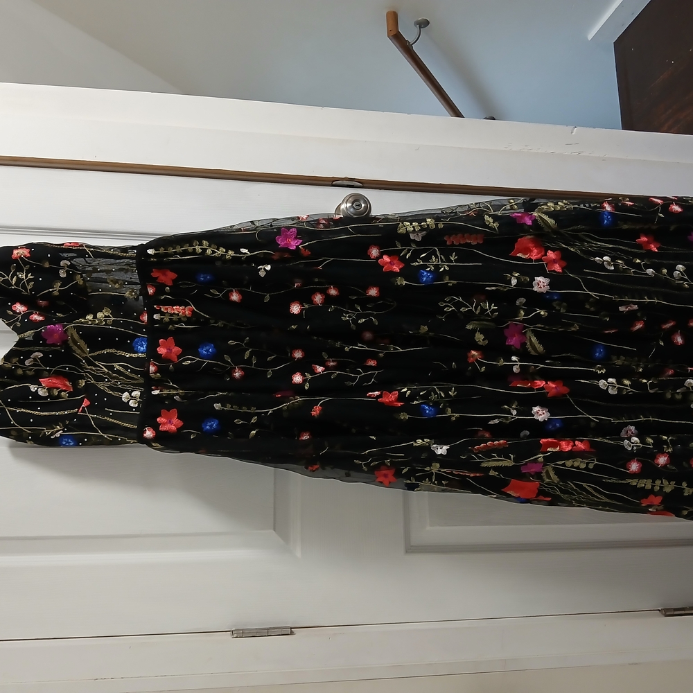 Floral Embroidered Black Strapless Dress